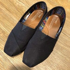 Women's Black TOMS
